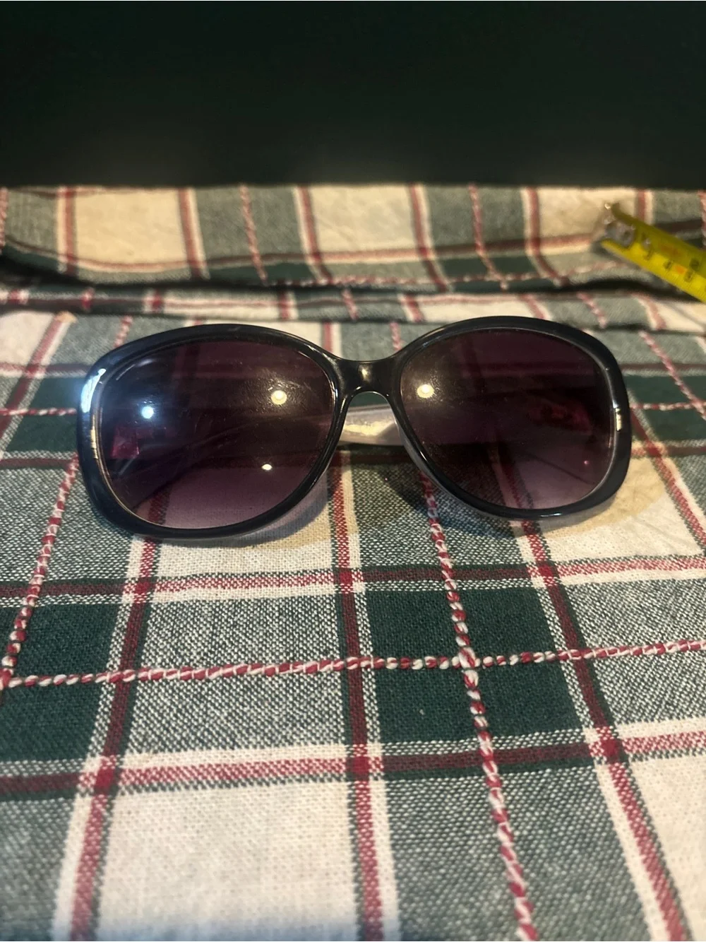 Women’s Black Fashion Sunglasses